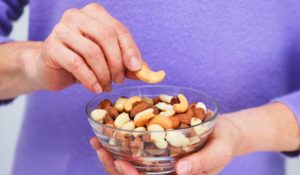 eating nuts